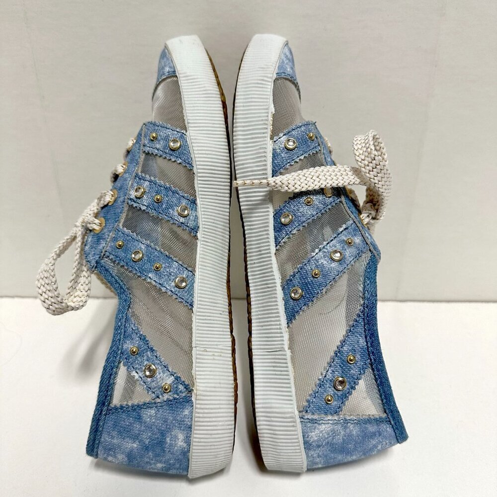 VTG Sneakers - Picture 6 of 10